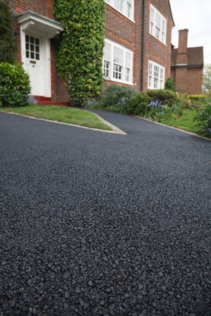 Wokingham tarmac driveway installation Wokingham tarmac driveway
